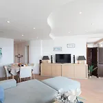 A16 Staywiz Us - 2bdr Sea View - Center - Parking & Terrace דירה