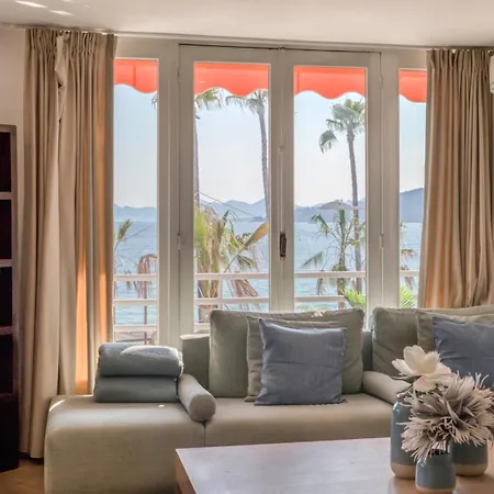 Lägenhet A16 - 2bdr Sea View - Center - Parking & Terrace