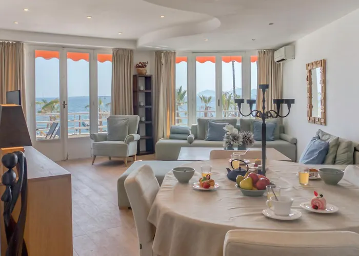 A16 Staywiz Us - 2bdr Sea View - Center - Parking & Terrace * Αντίμπ