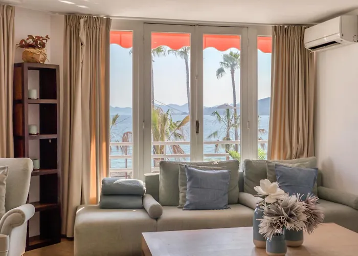 Apartamento A16 Staywiz Us - 2bdr Sea View - Center - Parking & Terrace